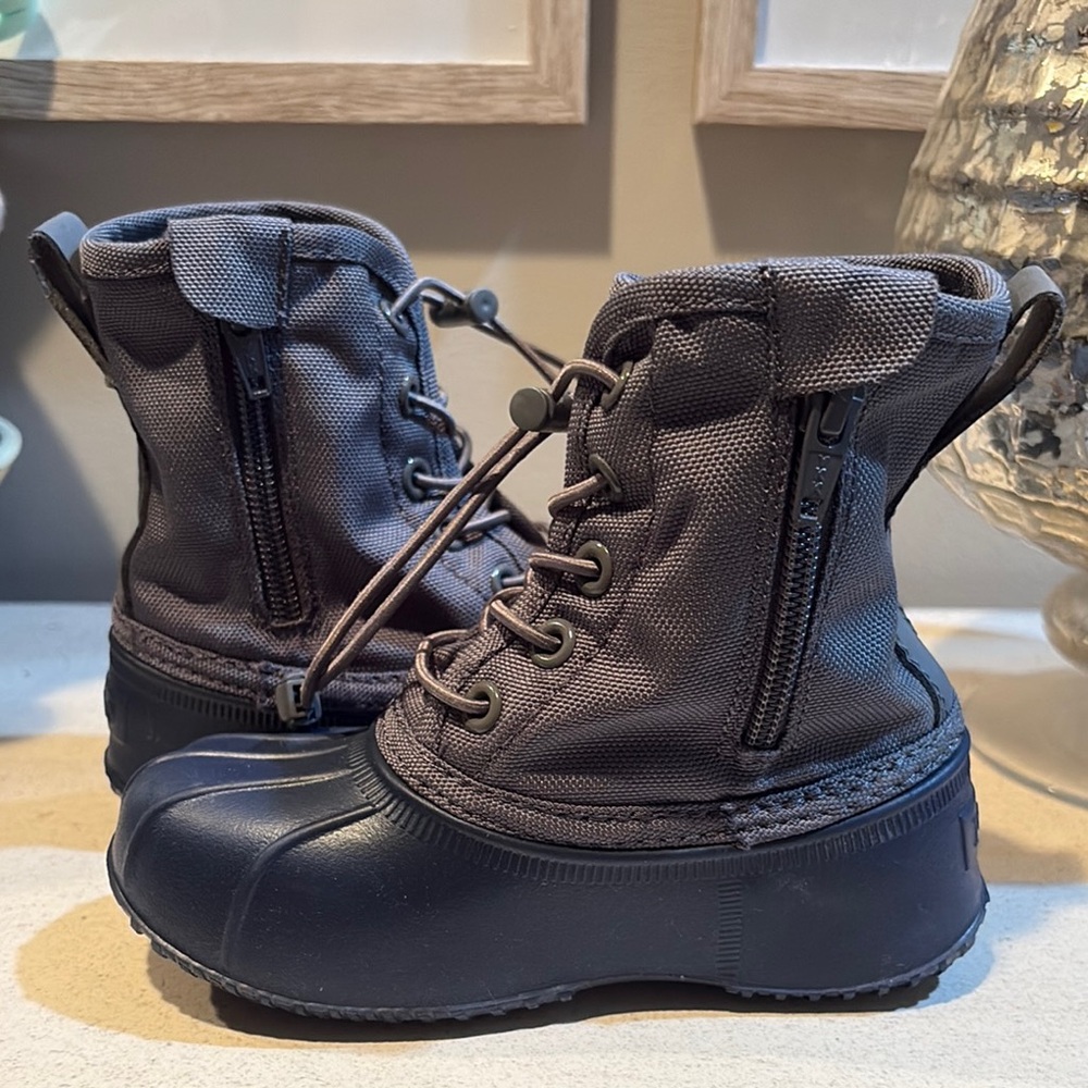Polo by Ralph Lauren Gray and Black Toddler Rain Boots - Picture 6 of 6